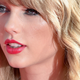 Illustration for article titled Taylor Swift Cheers Up Bullied Fan With Longform Instagram Comment